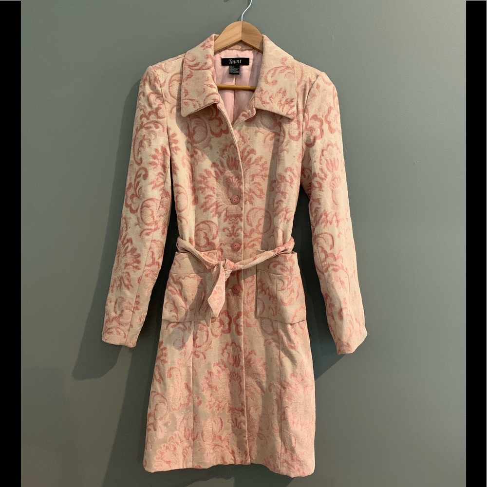 Taunt vintage pink lightweight coat size medium